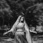 Chaithania Prakash Instagram - 🥀….. Photography : @yoonus_daxo Makeup : @shimila_makeupstories_ @shimila_ Costume : @ladies_planet_ Jewellery : @ladies_planet_rental_jewellery @noushad__ladiesplanet