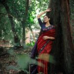 Chaithania Prakash Instagram - ✨….. Pc: @abi_fine_shooters Saree: @swayamvarasilksindia