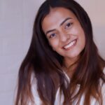 Chaithania Prakash Instagram - Pick Right Sunscreen According to your Skin😍 @dotandkey.skincare all sunscreens are quick absorbing, they have SPF 50 PA & leaves no white cast Vitamin C E Sunscreen- perfect for normal to dry skin Watermelon Cooling Sunscreen- perfect for oily & combination skin CICA Sunscreen- best suitable for acne prone skin Sunscreen Stick- best for reapplication without tugging any makeup. It glides really smoothly! Comment below which Sunscreen do you pick☺️ Use my code CPRAKASH for additional discount ☺️ #ad #dotandkey