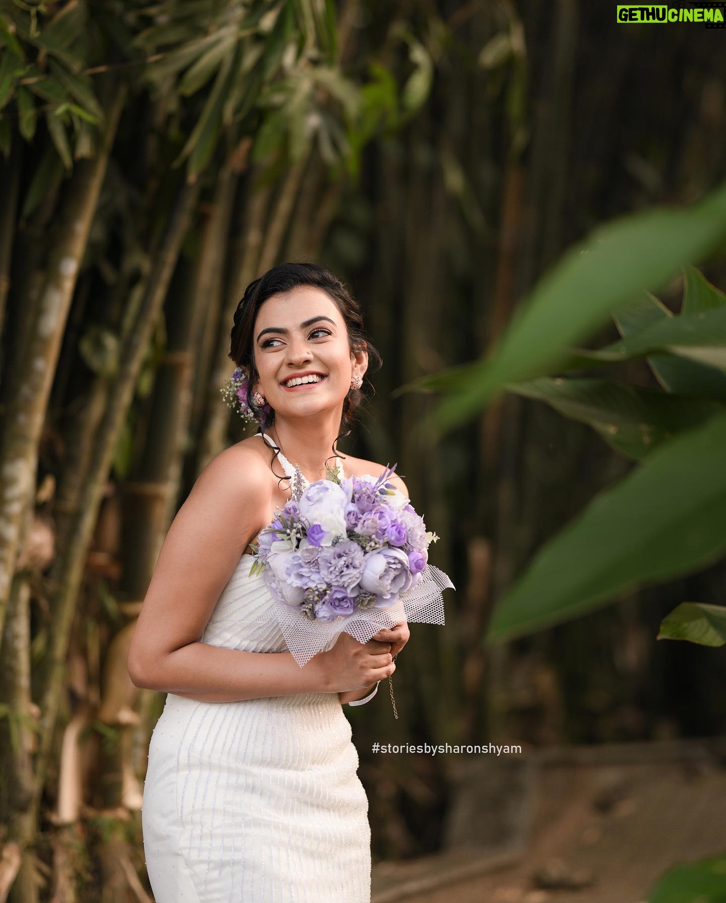 Chaithania Prakash Instagram - 🕊🤍 Airbrush makeup done with Christian gown for @briella.in Amazing gown : @briella.in Bouquet : @briellaflorals Photography : @sharon.shyam @storiesbysharonshyam Makeup & hairstyle : @soumyashyam_makeupartist Location : whispering water resort Reels : @jeeva_balakrishnan @sumin_s_kumar Thanks : @shinil__vinod