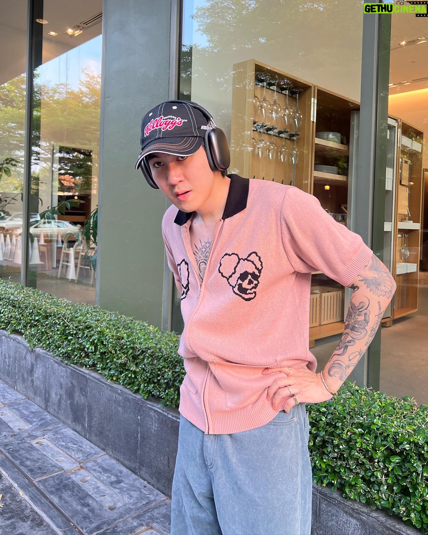 Chanagun Arpornsutinan Instagram - จะลุกไม่ลุก