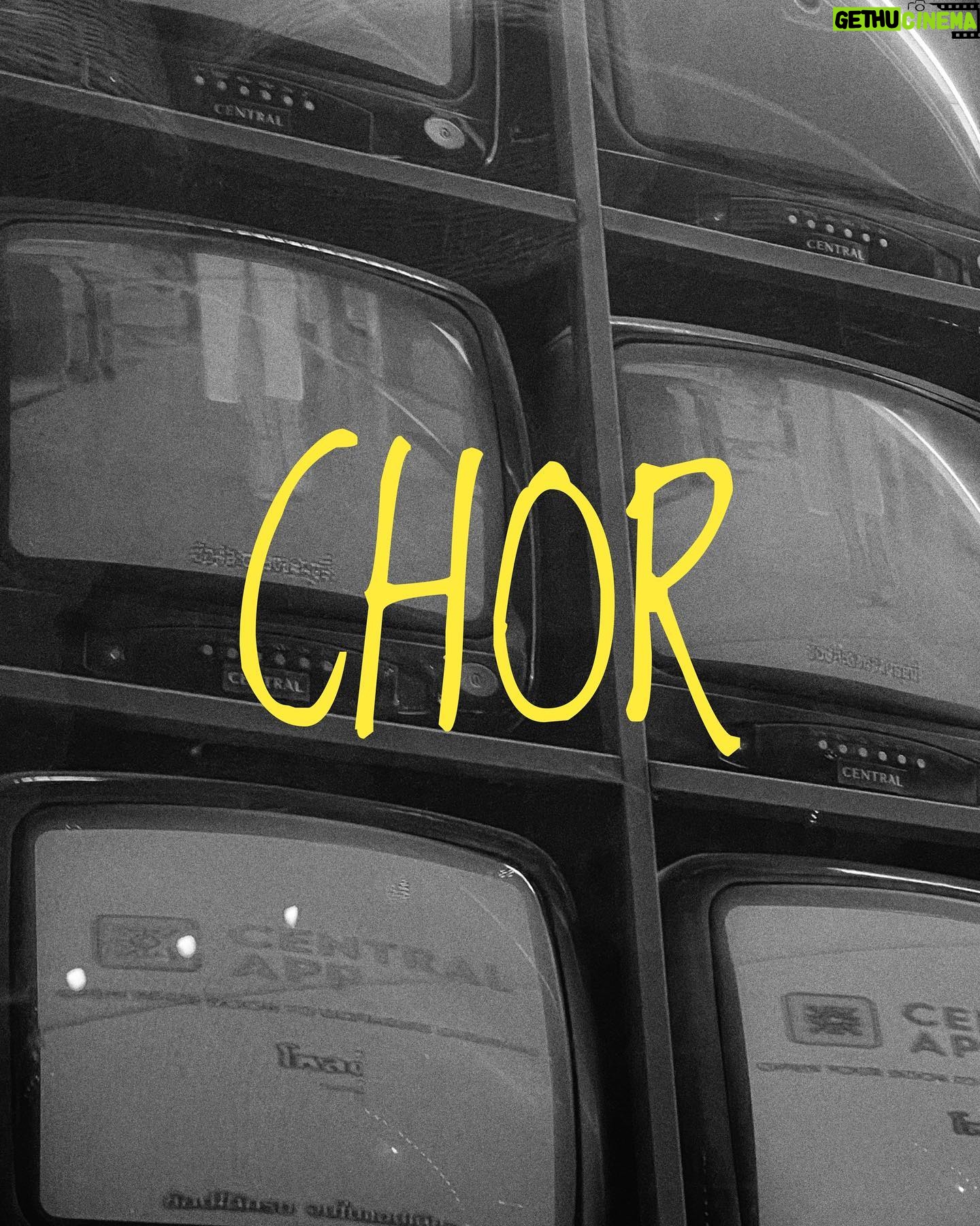 Chanagun Arpornsutinan Instagram - @verlenchor
