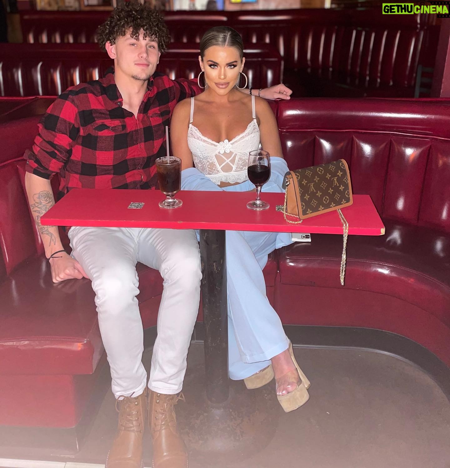 Chanel Mack Instagram - Today is a #superspecial #day! My not so #littlebrother turns #officially #21! #happybirthday to the #best #brother and #favorite #person I know and #love. I couldn’t ask for a better half than you. #soproudofyou #siblings #brothersisterlove #loveyou #happyhappybirthday #bestdad