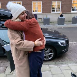 Chantal Janzen Instagram - Kiekske, je wordt zo gemist💜

Kiki, 14-7-2021🦋