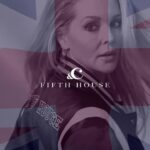 Chantal Janzen Instagram – 3 DAYS TO GO❕&C x FIFTH HOUSE 
A.s. vrijdag 12 januari lanceren lifestylemerk &C en founder @chantaljanzen.official hun eigen kledinglijn binnen @fifthhouse_official. &C en Chantals gevoel voor mode en stijl zijn gebruikt als inspiratie voor de collecties met FIFTH HOUSE. De lijn kenmerkt zich als tijdloos, elegant, klassiek, krachtig en veelzijdig. Een verfijnde collectie, een campagne met allure, in stijl van Britse icons. De perfecte harmonie tussen tijdloze looks gecombineerd met eigentijdse trends. Een mix van klassieke stukken, vrouwelijke silhouetten en dagelijkse casual chic outfits. Wij zijn zeer trots op deze collectie en verheugd over deze langdurige samenwerking. &C x FIFTH HOUSE is vanaf a.s. vrijdag 12 januari (18.00 uur) verkrijgbaar in alle #stores en #online via FIFTHHOUSE.nl ✨ #FIFTHHOUSE #andc #ChantalJanzen FIFTHHOUSE.nl