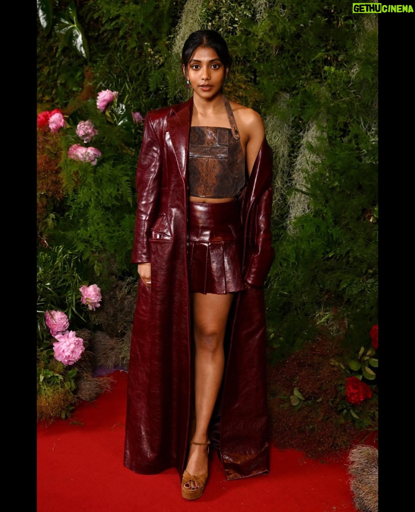 Charithra Chandran Instagram - You see my, thick thighs Lost when you look into my brown eyes See, my little waist can make you switch sides You never know the devil in a disguise Styling: @hollyevawhite wearing @tolucoker Hair: @hairbychrislong using @dysonhairpro Makeup: @louisekimmakeup using @maccosmeticsuk Thank you for having me @britishvogue @netflixuk ❤️