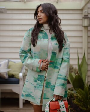 Charithra Chandran Instagram - Glamping with emphasis on the glam ✨

Thank you @longchamp #longchampglamping #longchampboxtrot 
AD

Hair: @patrickwilson 
Makeup: @sarahillmakeup