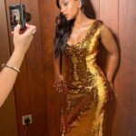Charithra Chandran Instagram - Livin’ my life like it’s golden ✨ #VogueWorld was such a special evening, thank you Anna and @edward_enninful ❤️ Styling: @hollyevawhite in @emiliawickstead @tasaki_intl @tylerellisofficial @maisonernest Hair: @chris88hair with @dysonhair Makeup: @tamzinmua with @charlottetilbury Thank you to @editionlondon xx