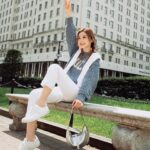 Charlene Choi Instagram - Chillin’ in style😎 Nothing beats a classic combo like a blue polo knit sweater and crisp white jeans Easy-breezy ensemble @poloralphlauren #ralphlaurenhk