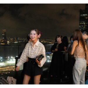 Charlene Choi Instagram - YT生日X Sevva最後一夜
靚人·靚景·靚酒
見到好多識咗好多年又好多年冇見嘅老朋友
見到自己嘅偶像
見到好多對自己有恩嘅人
而且仲要係同自己最鍾意嘅人s一齊參與
好好玩呀！！！
#latergram 
#決定要約返多啲好耐冇見嘅朋友
#無事都要常相見
#多謝YT
#喺你身上面真係學識好多嘢 
#byebyesevva
