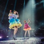 Charlene Choi Instagram – 今日嘅我雖然個身體已經放緊假 
但個心依然掛住演唱會嘅日子
14場呀！係14場呀！
我哋完成咗一連14場嘅演唱會 
唔單止打破咗我哋嘅紀錄
仲做到以前覺得係無可能嘅事
而且圓滿完成喇！
好叻呀我地！！！👯‍♀️

呢段時間極度嚴謹又規律嘅生活
運動訓練彩排演出已經變成我生活嘅一部份
我仲記得 
第一日當我企喺紅館個舞台上面
望住阿嬌
望住每一位觀眾
我嗰種最純粹嘅快樂全部返晒嚟
好多好多畫面
好似走馬燈咁係我腦海閃過
時間好似返番去以前嘅咁樣

22年真係唔容易
我哋兩個一齊經歷過大大小小嘅高低起伏
面對過無數次難關
經歷咗不同嘅人生階段
出道嘅時候又點會諗到可以走到咁耐

每一晚見到好多觀眾嘅面孔都好熟悉
有一啲係由我地出道就跟到而家嘅
有一啲係喺好多活動見過又好耐冇見嘅
有啲係佢哋好細個嘅時候見過
到而家有自己嘅家庭帶埋成家人嚟睇演唱會嘅粉絲
嗰種感覺就好似喺條街度撞番個小學同學咁
未必成日會聯絡
未必成日會見面
但一見到就好親切
想互道一句你好嗎
大部分嘅粉絲都已經走出校園
踏入社會
開始發現呢個世界並唔係你想像咁容易
要學習去面對同埋接受好多以前未見識過嘅人和事
要學會面對生活同工作中嘅壓力
又或者要承擔起為人父母嘅責任

我哋開呢個演唱會就係希望
大家無論身分點樣轉換
入到嚟睇呢個show嘅所有人
都會記返起自己心底最純粹嘅快樂
嗰個最簡單嘅自己
暫時拋開生活中嘅煩惱
同一班相同頻道嘅人
去一次盛大嘅party
嚟一場青春嘅約定
感恩以前嘅自己
睇完之後又可以充滿力量
精神滿滿咁投入生活同工作

而今次嘅演唱會
對我自己嚟講
都好似入咗一個加油站咁
老實講做呢個演唱會之前我好擔心
好大壓力
因為體力都唔係以前細個咁
仲要連開14場係以前無做過嘅事
加上聲帶傷咗幾年
一直都揾緊唔同嘅方法去恢復 
針灸 食藥 中醫 西醫 氣功 練唔同嘅發聲位等等
可以諗到嘅任何方法都有試過
抱著豁出去嘅心態盡自己最大能力去做呢一次演出
但真正開始咗之後
嗰種被大家激發出嚟嘅熱情同埋能量令我克服咗自己嘅心理恐懼
我依然係咁鍾意舞台
咁鍾意唱歌
咁鍾意表演
嗰一份初心依然熾熱
嗰種最純粹嘅快樂原來一直都在
以前好多覺得過唔到或者覺得個天都要跌落嚟
好灰好難過嘅時刻
此時此刻一切都雲淡風輕
回頭望返好似以前嘅難關都唔係啲咩大件事
反而仲想多謝呢啲所有好或者唔好嘅經歷
成就到如今嘅自己

人越長大
就越要記得向前看向前行
今次我又叉滿電喇
我會繼續向前
你地都係呀！
下次再見我哋大家都會係更好嘅自己！
多謝大家🥰
#twinsspirit 
#twinsspiritsince2001liveinhongkong