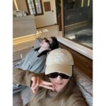 Charlene Choi Instagram - 其實私底下我真係一個好懶影相嘅人😝 所以真係好需要有一啲好鍾意影相記錄低生活片段嘅朋友😏 @tsangloktung 😘 仲有你 @yungchoyee 🥰（雖然呢個旅程冇你份😅） 今次旅程好開心見到好多好朋友💕 又認識咗好多新朋友😌 期待下次再相會～