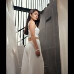 Charlie Chauhan Instagram - Shot by @deepali_td_official MUA @lavish_beauties_by_lavanya Wearing @charaavi_studio Stylist @priyanshi2102 Location @bookrecce.locations @maccccckkkkkkkkk Accesories @the_jewel_gallery