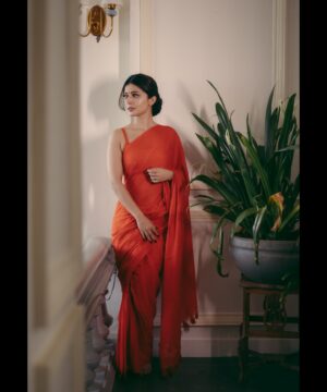 Charlie Chauhan Instagram - Shot by @deepali_td_official 
MUA @lavish_beauties_by_lavanya 
Wearing - @tamairafashion 
Location @bookrecce.locations @maccccckkkkkkkkk