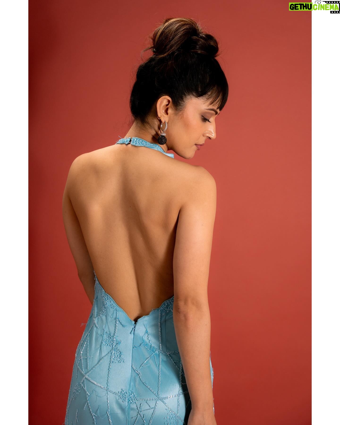 Charlie Chauhan - 3 Likes - 🩵
3Shot by @manuj_kathuria
MUA @blush_on_by_shrutishah @lavish_beauties_by_lavanya
Wearing @kavita_sonchatra
Studio @soil.studio_
Accessories @the_jewel_gallery @priyanshi2102