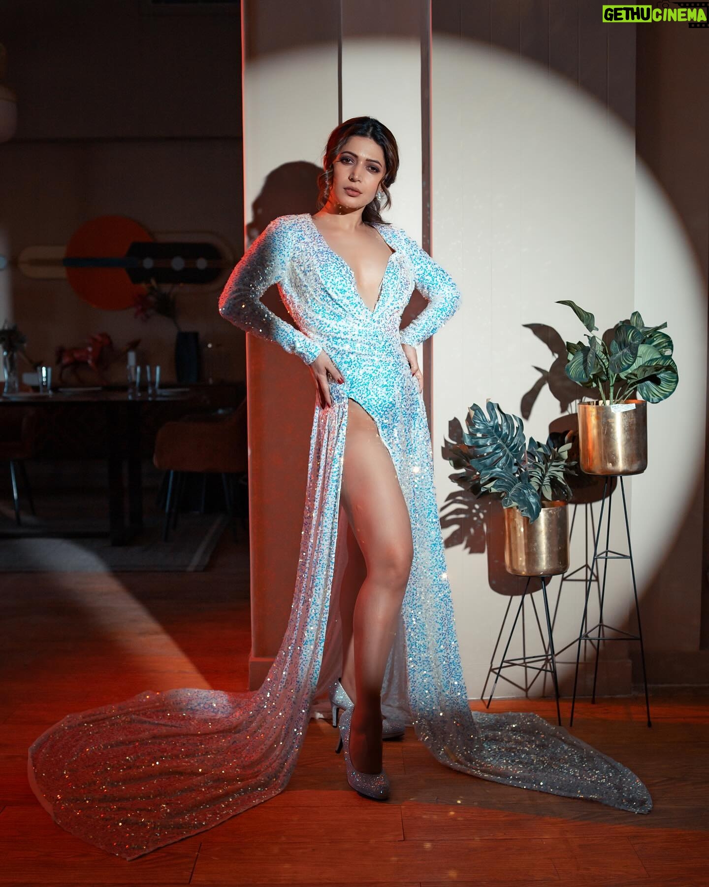 Charlie Chauhan - 3 Likes - Shot by @areesz
Makeup by @blush_on_by_shrutishah
Hair @lavish_beauties_by_lavanya
Location @bookrecce_locations @stardomcelebritymanagement
Styled by @priyanshi2102
Outfit @aayannabysiimie
Jewel @the_jewel_gallery
Heels @londonrag_in