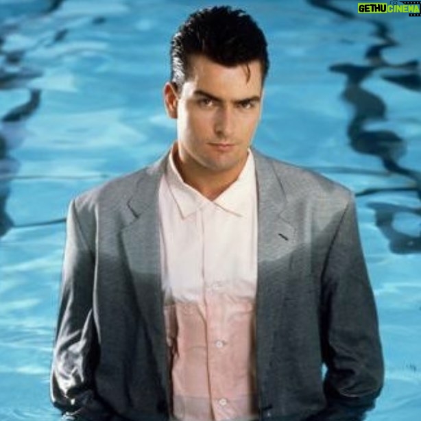 Charlie Sheen - 32.9K Likes - my
one day,
as a lifeguard,
at the YMCA...