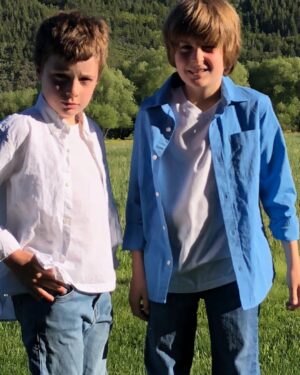 Charlie Sheen Instagram - please
follow this
young man,
or his twin bro
will be 
really upset! 
@bobsheen_saves_the_world