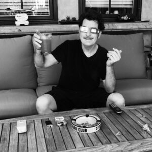 Charlie Sheen Instagram - ‪Well done Sun!‬
‪  Well done Moon!‬ ‪  CHEERS!!‬ ‪  x‬ ‪ ©‬ ‪  #CataractParty ‬