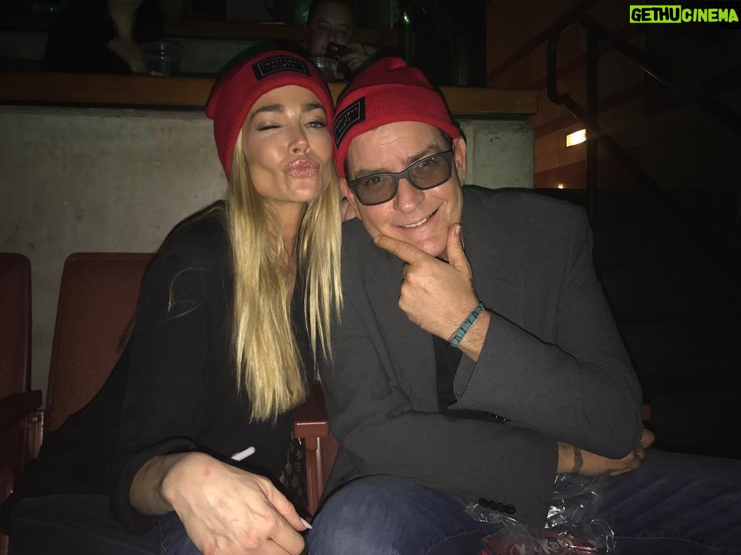 Charlie Sheen - 21K Likes - silly hats aside;
our girls,
and their besties,
(the G and the R)
reminded us,
how badly
REAL MUSIC
must befall us,
at once!! x ©