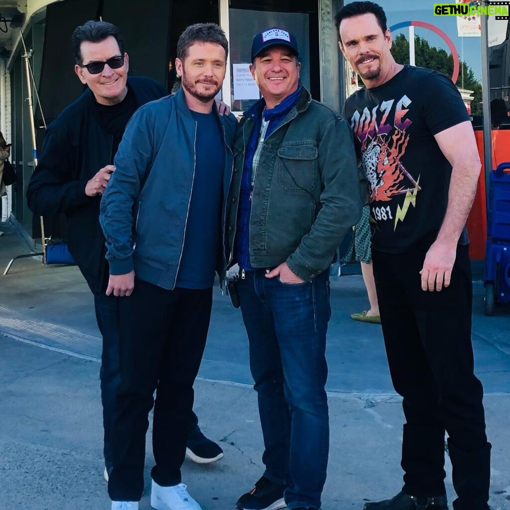 Charlie Sheen Instagram - In 1986, I went to see “Platoon”, with some of my best friends, many of whom became the basis for characters on Entourage. Now, 35 years later, we’re going to reunite @charliesheen and @kevindillonofficial for the first time since. Oh, and we have Martin Sheen to boot! I couldn’t be more excited. And while this show came together extremely quickly ( cause I said, “I’m making it, no matter what! And then @tedfoxman said, I’m all in too 💰!) it still is truly 35 years in the making. The grind is real. Keep dreaming big. Hope for the luck that we all need to succeed .