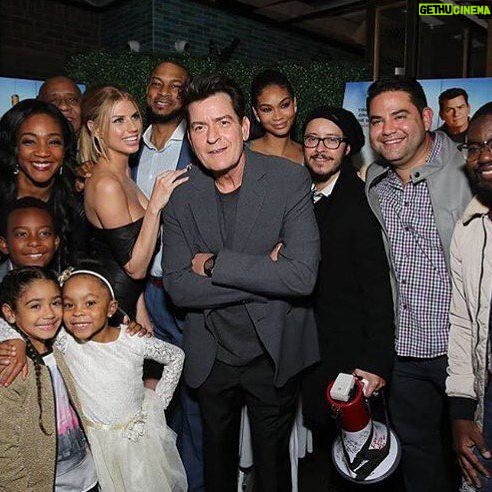 Charlie Sheen Instagram - The maddest of the mad @crackle #madfamilies (Streaming link in bio)