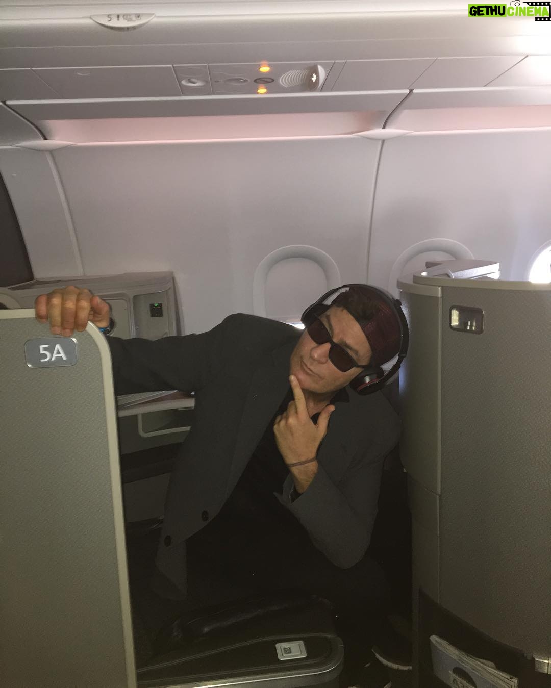 Charlie Sheen Instagram - who the heck are ALL these other people...?