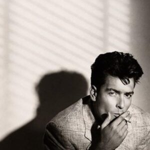 Charlie Sheen Instagram - ‪inhale the‬
‪awe sum‬
‪exhale ‬
‪the bullshit‬ ‪ ©‬