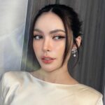 Charlotte Austin Instagram - 🤍 MUA @armytoast HAIR @nnoteterrr DRESS @maeying_rentral