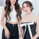 Charlotte Austin Instagram - OUT NOW! ทำใจเก่ง (Great with Goodbyes) - KNOMJEAN | Cover by KNOMJEAN (ขนมจีน) x Charlotte Austin ✨ โอกาสดีดีจากพี่สาวและผู้ใหญ่ที่เอ็นดูให้หนูได้มีโอกาสทำในสิ่งที่ไม่คิดว่าจะทำได้และที่สำคัญได้มีโอกาสร้องคู่กับพี่ขนมจีน ซึ่งตัวหนูชื่นชอบและติดตามพี่ขนมจีนตั้งแต่อยู่กามิ เรียกได้ว่าตอนนี้คอมพลีทไปอีกหนึ่งขั้น🙏🏻🤍🫶🏻