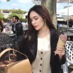 Charlotte Austin Instagram - 🍦