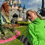 Charlotte Bobb Instagram – Votre pote heureuse d’être à Disney 🎠🎢😍 la dernière photo c’est le résumé de ma vie j’espère que c le votre aussi