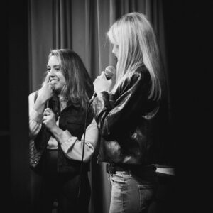 Charlotte McKinney Instagram - Thanks to everyone who came out and supported last week at our @flapperscomedy show ! 
@janellejokes @mrjaywashington @itskatherineblanford @thekatiethurston @derekdelcore 📷 @zandimancam