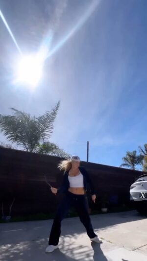 Charlotte McKinney Instagram - Still confused why I got voted off @dancingwiththestars 🤷🏼‍♀️ #shyguy For Life