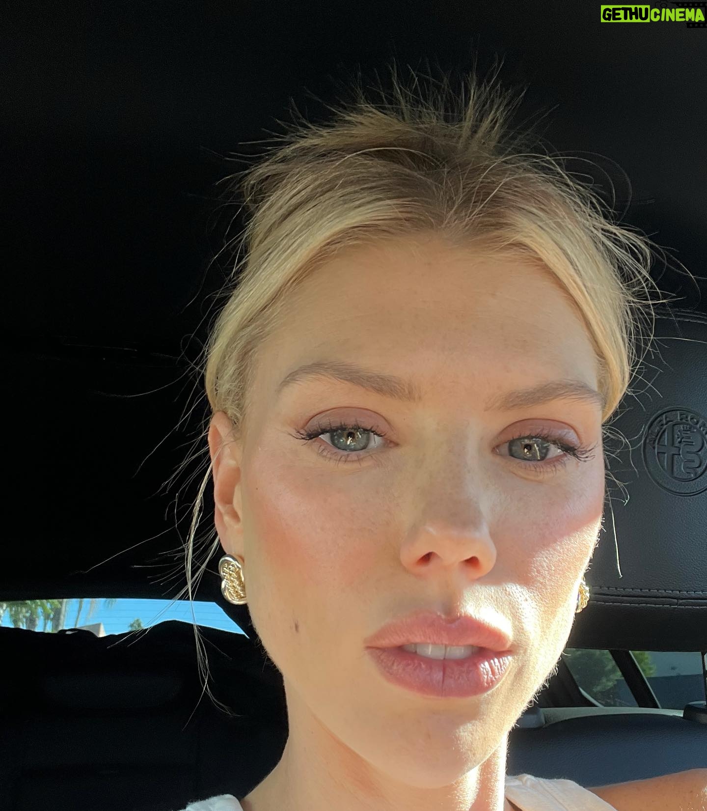 Charlotte McKinney Instagram - 5 days late but wishing everyone a very Happy Thanksgiving !! I don’t get overly personal on here but in the past few months I’ve experienced more gratefulness than i ever have.(i know,I know so cheesy)but after years of battling my health issues, that also lead to mental health issues..I can finally say im in the best place I’ve ever been 🥹though I still have all the same problems I’ve finally learned how to navigate it and not let it completely take over my life. Im extremely fortunate for my family that have always stuck by me supporting me and pushing me through. One of my amazing Drs JB who worked with me for years and never gave up trying everything. I only say this as i want ppl out there to know you CAN push yourself through things even when you feel there is no hope.As always be kind as you never know what others are going through Lastly not my baby in pic lol…Im not doing THAT great ok guys 🤣🤣🤣🤣 Welcoming my beautiful nephew to the world he’s an absolute angel and now makes me an Aunty to 3 amazing kiddos ! Heart is full OK ENOUGH BLABBING …love you all ❤️🍁🙏🏻