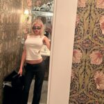 Charlotte McKinney Instagram - Me and a few bad mirror pictures 🤡🤳🏼