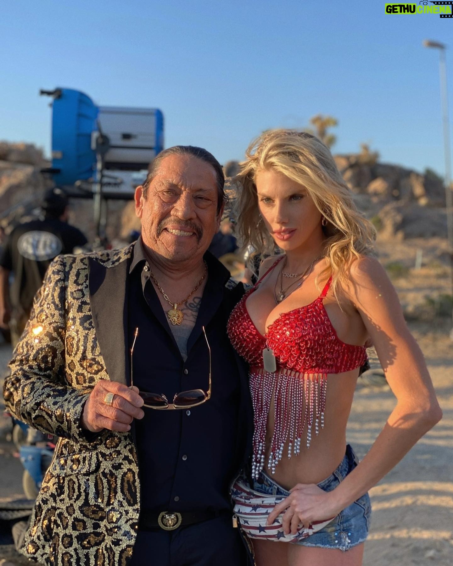 Charlotte McKinney Instagram - Got the chance to work the legendary @officialdannytrejo on a wild Romanian film together this year excited to share with u all 🤣🙈🐐