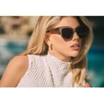 Charlotte McKinney Instagram - @diffeyewear new iconica collection 😎