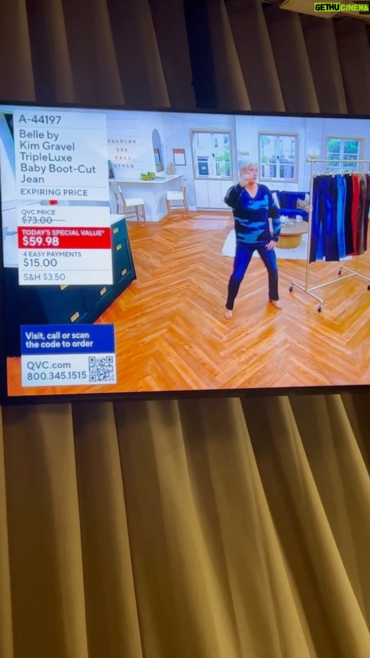 Charlotte McKinney Instagram - Who needs fashion month when there’s @qvc fall fashion ?!?