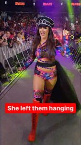 Chelsea Cardona Instagram - Real cool, @chelseaagreen 😡