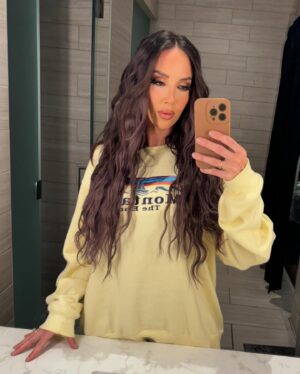 Chelsea Cardona Instagram - faves 📁 
- headshot
- coffee date
- birthday present from @tessavgreen 
- the glammiest glam 
- love
- toyetic moment for RAW
- pre op
- RAW at 8:00pm death valley at 8:10pm 
- East Hampton wine date
- dude hogan