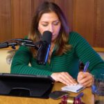 Chelsea Peretti Instagram - New pod up! CLIP 1: Scent memory CLIP 2: A musician calls!!!! CLIP 3: @nickkroll @sabrinajalees 🍽️🍽️ and need to post one more clip I forgot to add here re @bejohnce @callchelseaperetti
