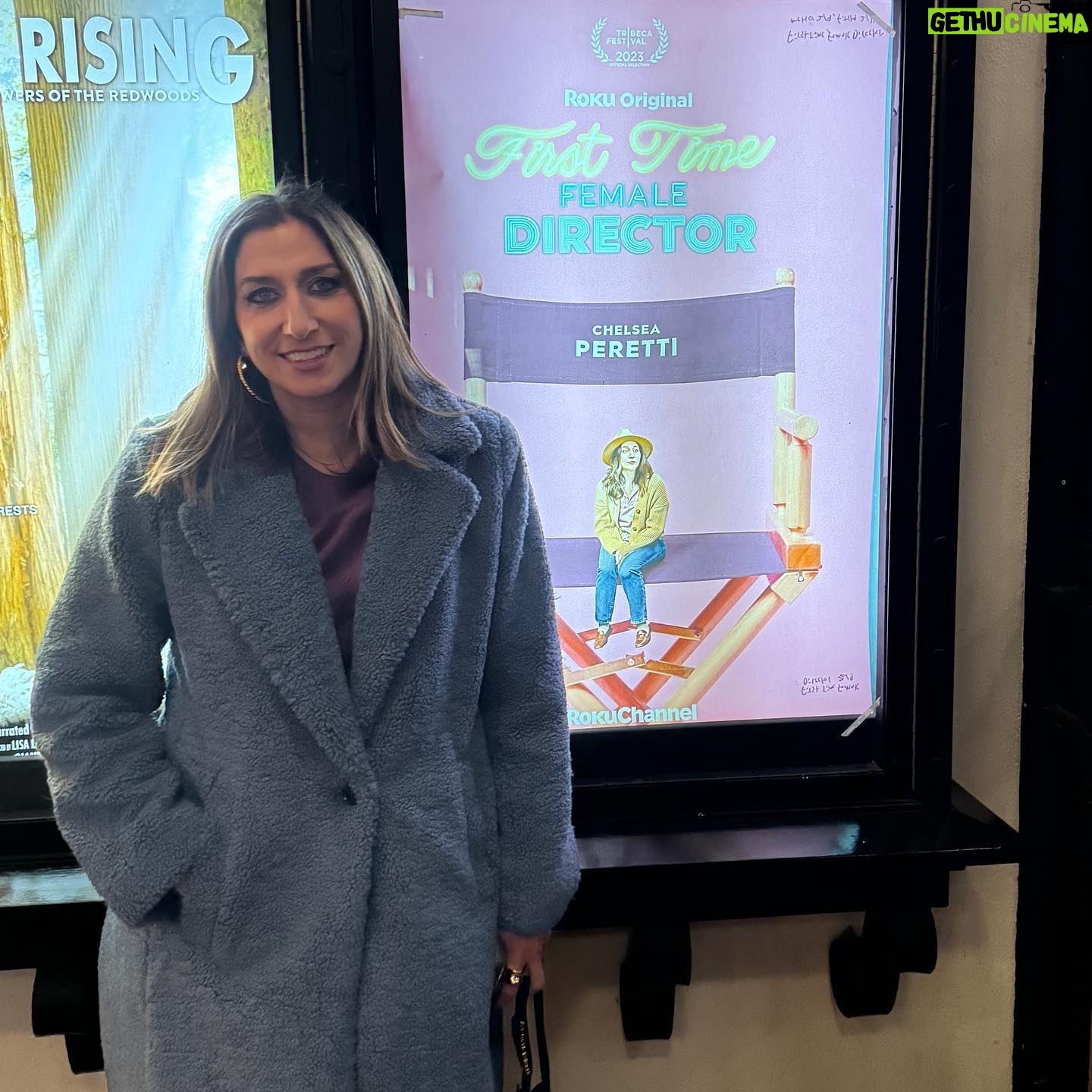Chelsea Peretti Instagram - Santa Barbara Film Fest w thespians @natashaleggero @bennydrama7 ❤️🥺one more screening Sun am can i move here thank u and see u sun #firsttimefemaledirector @therokuchannel @marvistaent @officialsbiff