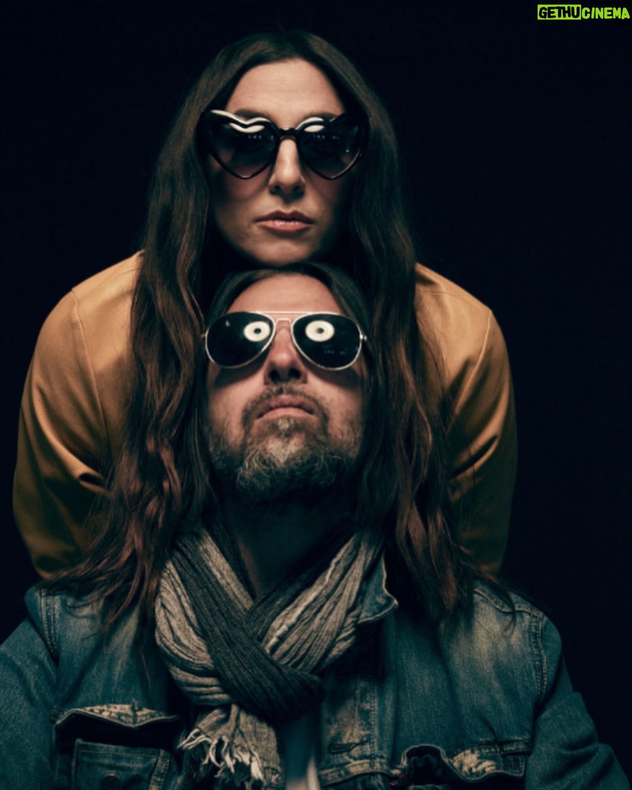 Chelsea Peretti Instagram - me and @kooolkojak no matter how annoying and broken our industries are we make stuff together and have fun❤️🥹i love being an artist. from a shoot with: @taili_song_roth style: @chrishoran20 hair: @claytonhawkins mu: @dendoll 🪄🪄🪄