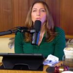 Chelsea Peretti Instagram - NEW POD UP with @benbmims MR MIMS! Whose book “Crumbs” will eventually be avail to buy and who formerly wrote recipes for the LA times CLIP 1: LAST GIRL IN LA WHO EATS FOOD CLIP 2: CANNED PEACHES AND TAHINI SHOCKER CLIP 3: MISOPHONIA CUL DE SACS CLIP 4: INTERNATIONAL COMMUNITY ie brazil WHATS IDEAL POD RECORD TIME - for YOU? @callchelseaperetti