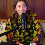 Chelsea Peretti Instagram - Please enjoy this video slideshow of @jeffmauro “The Sandwich King” on the pod today! Fun ep #maltedmilkshake #pastrami #hotones #oregano #italiansubs #vegan pics and chat on @callchelseaperetti