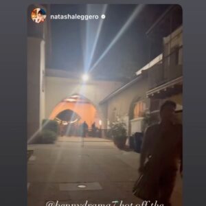 Chelsea Peretti Instagram - Santa Babs film fest w @bennydrama7 @natashaleggero gorgeous actors in #FirstTimeFemaleDirector plus an anon sleeping beauty, prod extraordinaire @deannabarillari music savants @kooolkojak and @willschwartz100s and bay bestie @moshekasher what a beautiful night❤️🥺 thank u @therokuchannel  @marvistaent and @officialsbiff