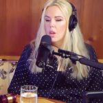 Chelsea Peretti Instagram - New pod w comedy great @roisinconaty1 whose show Gameface had me hunting down Roisin like prey. Could I retain the correct pronunciation of my new idol’s name? Give the ep a listen to find out! Filtered heavily to try to reduce the PURPLE EYESHADOW I accidentally put on my brows in a panic, thinking it was brown. CLIP SLIDESHOW: 1. THE DANGEROUS GAME OF STREET MEAT. 2. CHELSEA FAILS AT NAMING A PIE SHOP IN DISAPPOINTING IMPROV. 3. AMERICAN CHOCOLATE VERSUS THE 🦁 BAR.