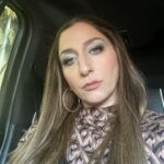 Chelsea Peretti Instagram - wheres she headed