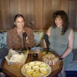 Chelsea Peretti Instagram - POSSETively lemony wordplay with @almondmilkmaiden on an in studio 3-dessert 🍋🍰taste test voyage: 1. an aged recipe ala @pas.ttimecook 2. a viral recipe, and 3. her own creation. #CALLCHELSEAPERETTI #foodtest #instudio #instudiofoodtest #lattegirlmakeup #lattegirl @novakaplan #baking #dessert #dessertporn #sweetooth #lemoncake #lemoncult #makeup #makeupideas #makeupartist